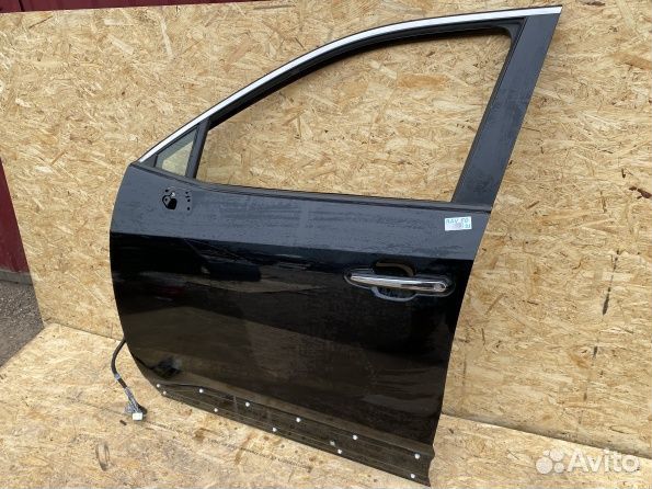 Передняя левая дверь Toyota Rav 4 50 кузов черная