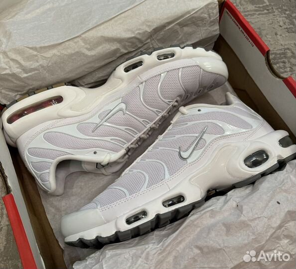 Nike air max tn plus white