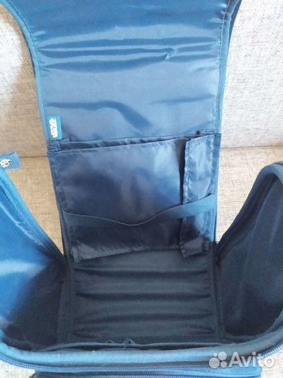 Рюкзак школьный