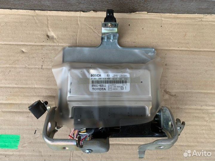 Блок управления двигателем Toyota Corolla E120 1.4