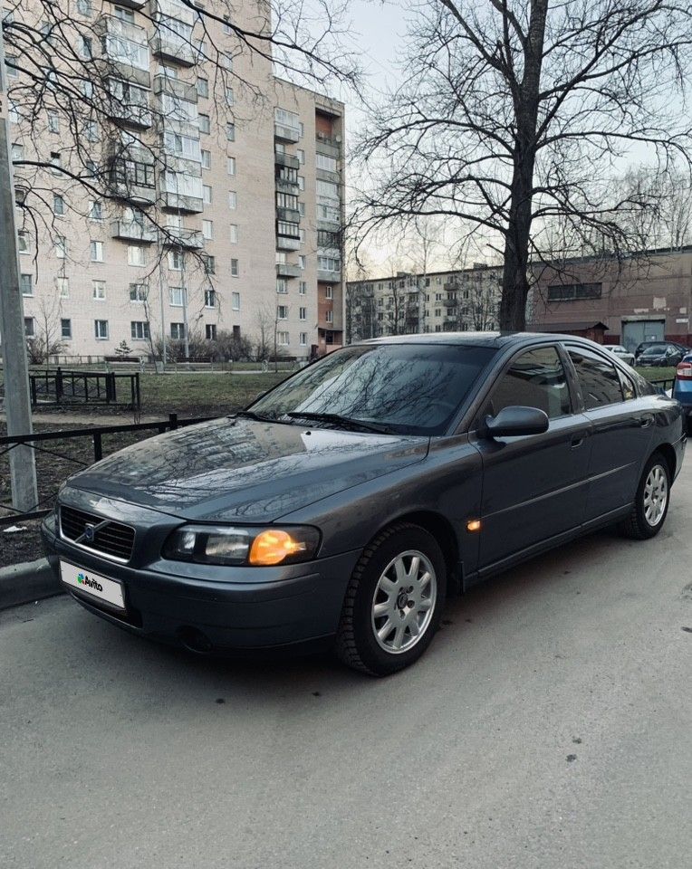 Volvo S60: фото владельца