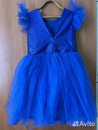Нарядное платье для девочки