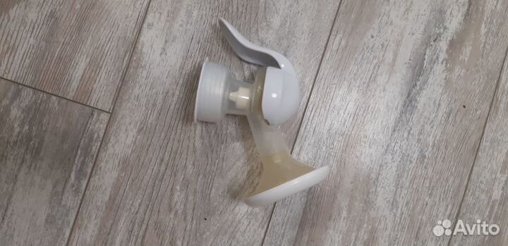 Молокоотсос avent ручной