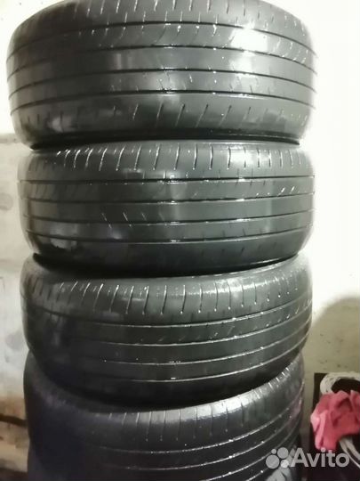 Bridgestone Dueler H/L 235/55 R20