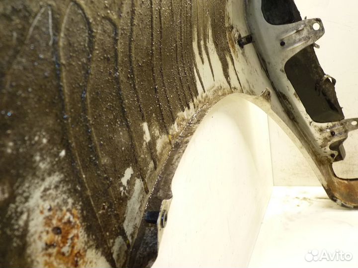 Крыло переднее Прав. Сеат Cordoba 2000г 1.9л 50кВт