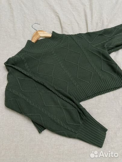 Свитер