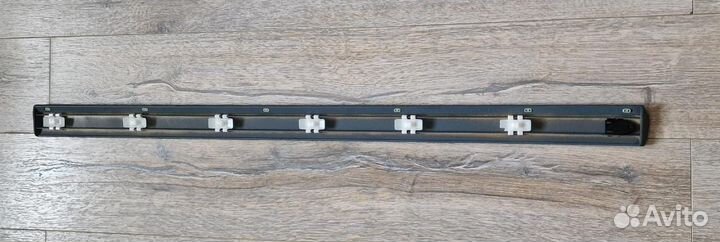 Молдинг двери передней правой (HR) Audi A8