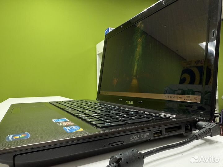 Ноутбук asus/i3/6 гб/120 гб
