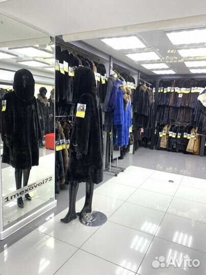 Шуба норковая б/у Black Nafa 54р с капюшоном