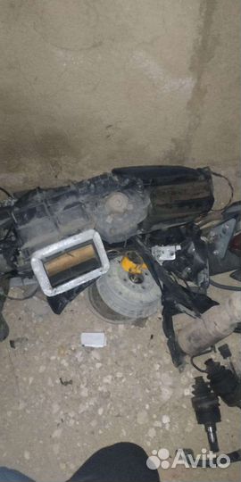 Кузов приоры с документами запчасти