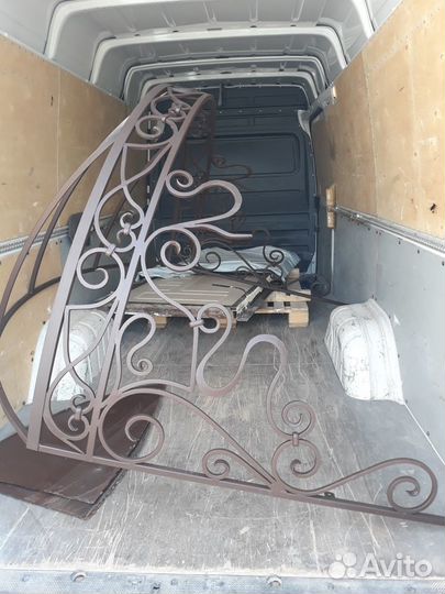 Козырёк кованный