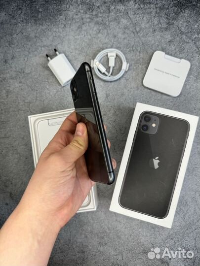 iPhone 11, 64 ГБ