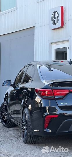 Тонирование стекол автомобиля