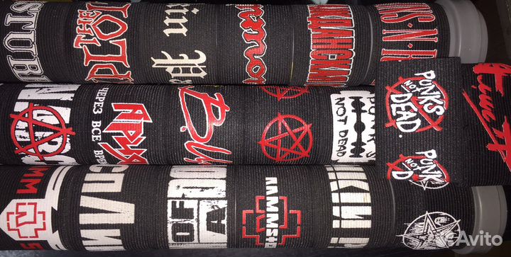 Напульсники резиновые рок