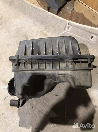Корпус воздушного фильтра Опель Астра H