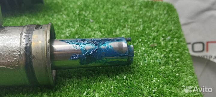 Рулевая рейка mitsubishi Carisma mr 102489