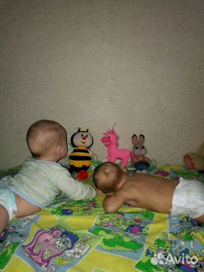 Няня воспитатель