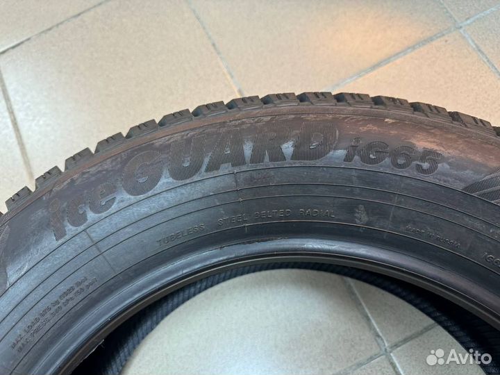 Yokohama Ice Guard IG65 215/65 R17 103T