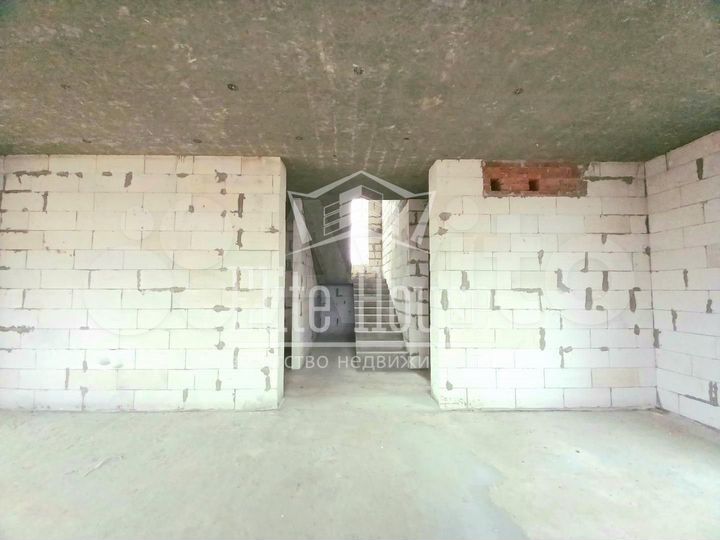 Дом 154 м² на участке 6,5 сот.