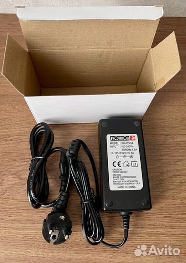 Блок питания 12V 5A, для видеокамер и электроники