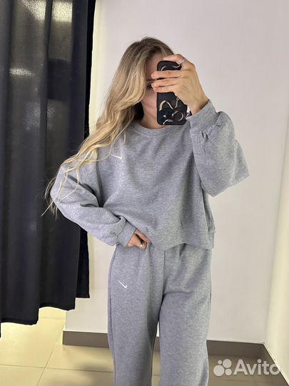 Костюм спортивный Nike женский