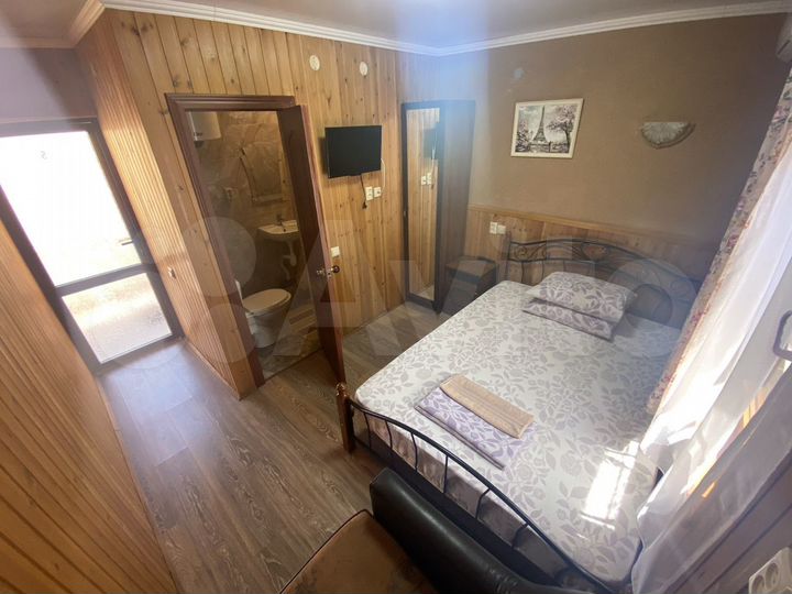 Комната 26 м² в > 9-к., 1/2 эт.