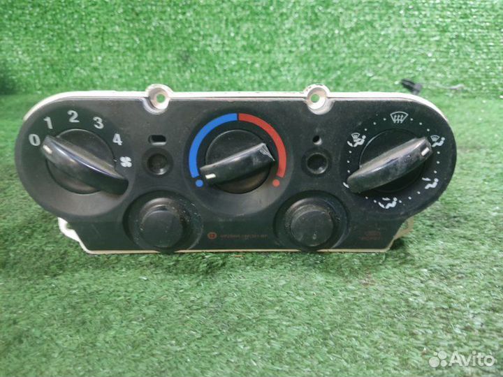 Блок управления печкой Ford Fusion