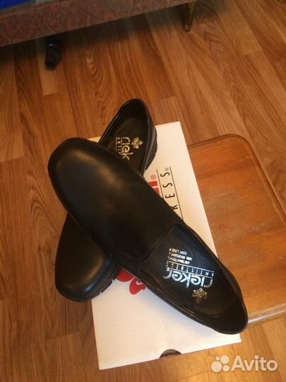 Туфли новые женские темно-синего цвета Rieker р38