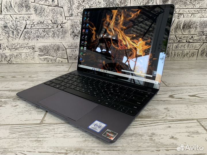 Мощный ультрабук Huawei Matebook 13