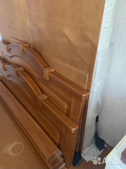 Спальный гарнитур б/у