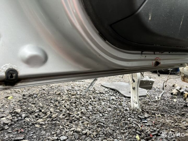 Передняя левая дверь, Рено дастер, Рено Сандеро