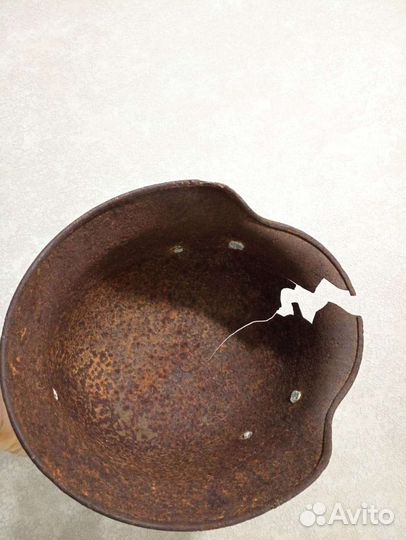 Люк Stug- 3 и каска М 40