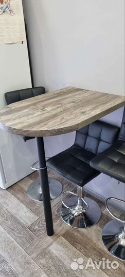 Барный стол