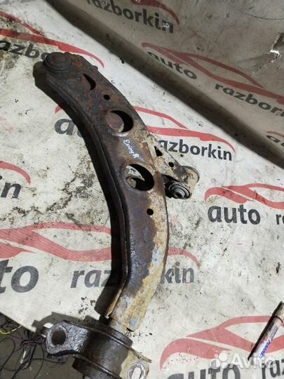 Рычаг подвески нижний Mazda Efini Ms-8 MB5P KL-ZE