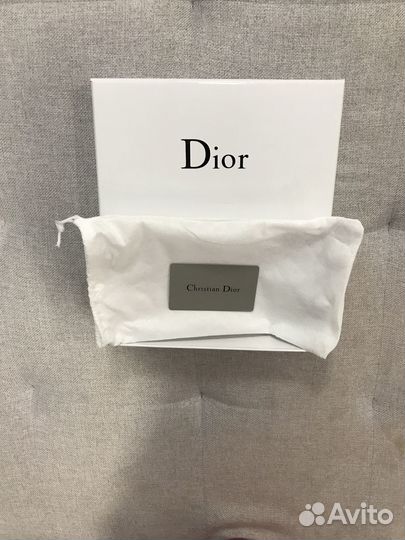Бронь в пути Коробка dior