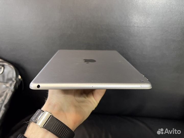 iPad 7 2019 Space Gray