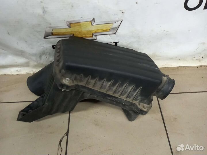 Корпус воздушного фильтра Шевроле Лачетти