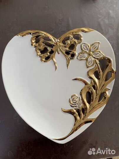 Блюдо белое сердце, конфетница яблоко набор