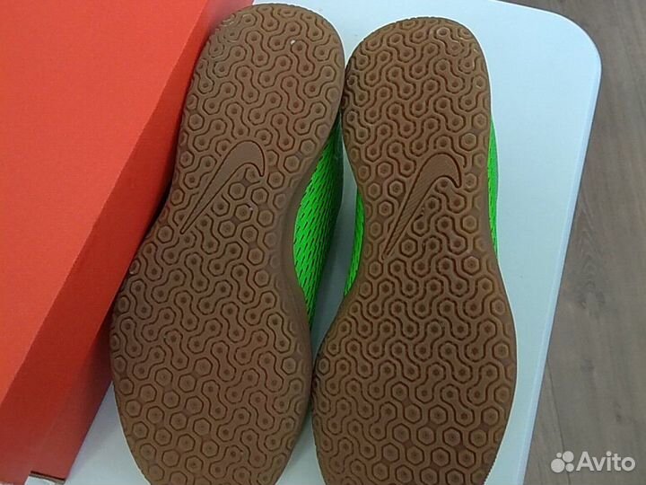 Бутсы Nike 32,5