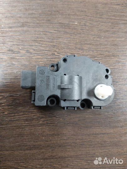 Моторчик заслонки печки Bmw X5 3.0D E70 M57N2 2007