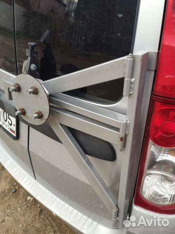 Кронштейн запасного колеса largus