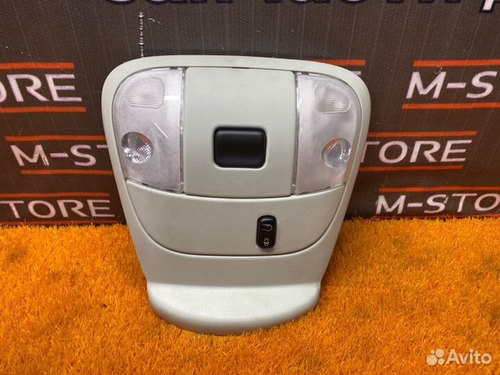 Плафон освещения Mercedes-Benz M-Class W163