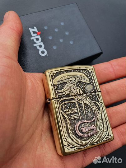 Zippo HR. Giger Alien