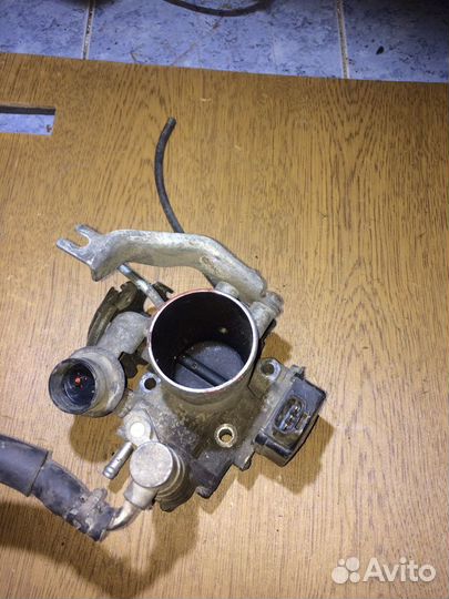 Дроссельная заслонка Toyota 5A-FE