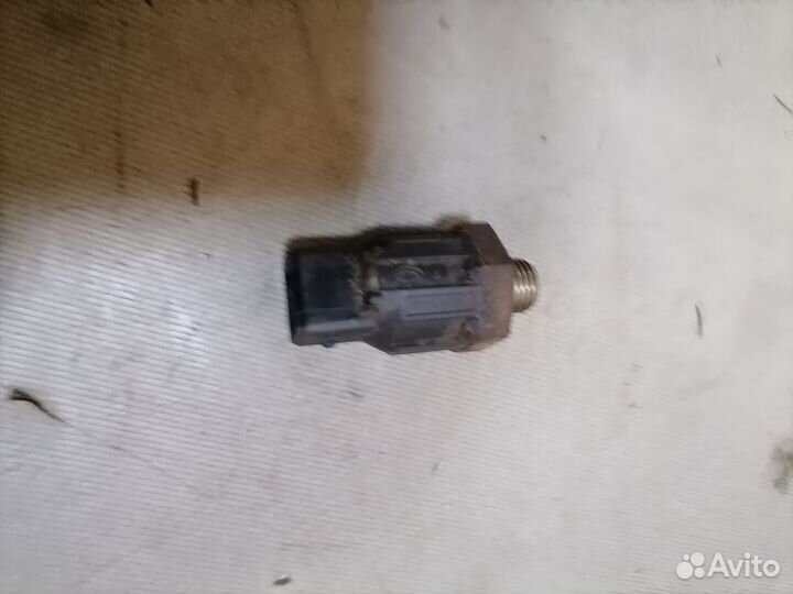 Датчик детонации Renault Logan 1,4 K7J 2005-2014
