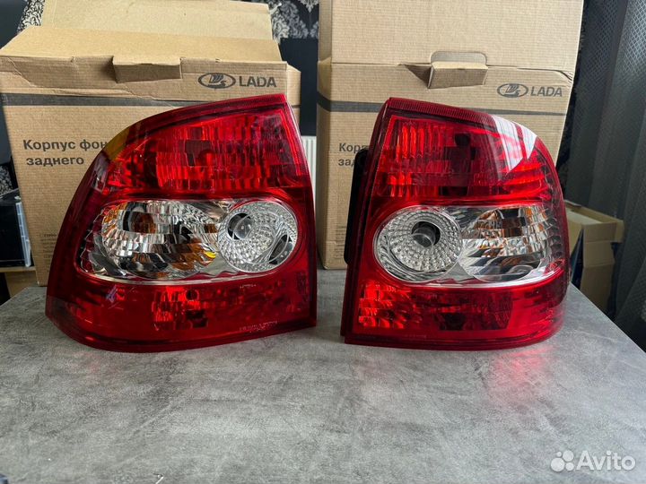 Задняя фара правая priora