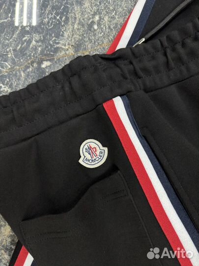 Спортивный костюм Moncler