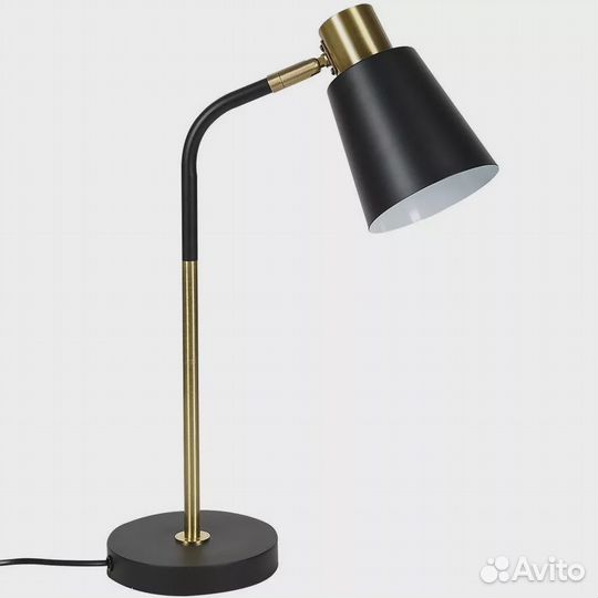 Светильник настольный с механическим выключателем