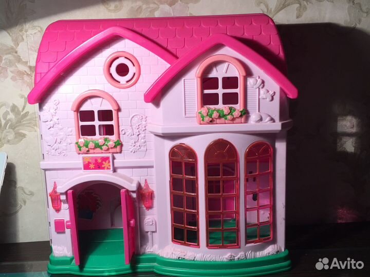 Домик кукольный