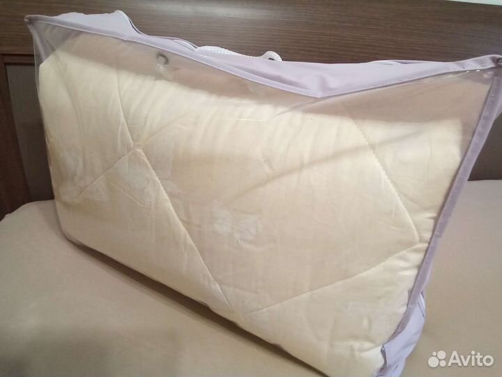 Одеяло 145х205, с шелковым наполнителем. Новое